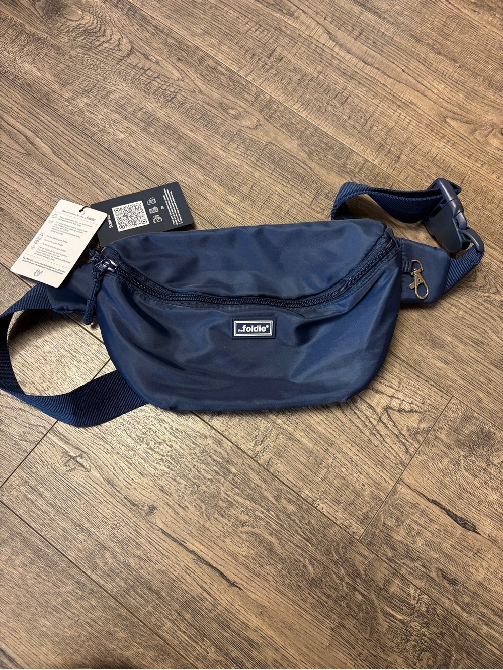 NWT The Foldie Anti-Theft Navy Belt Bag Fanny Pack RFID Travel Crossbody - Picture 6 of 7